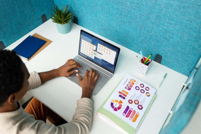 Como começar com marketing de conteúdo: Um guia passo a passo Marketing de Conteúdos